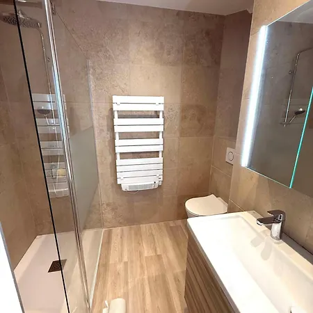 Apartmán Le Ponteil - New 2-bedroom Near & Old Town Antibes